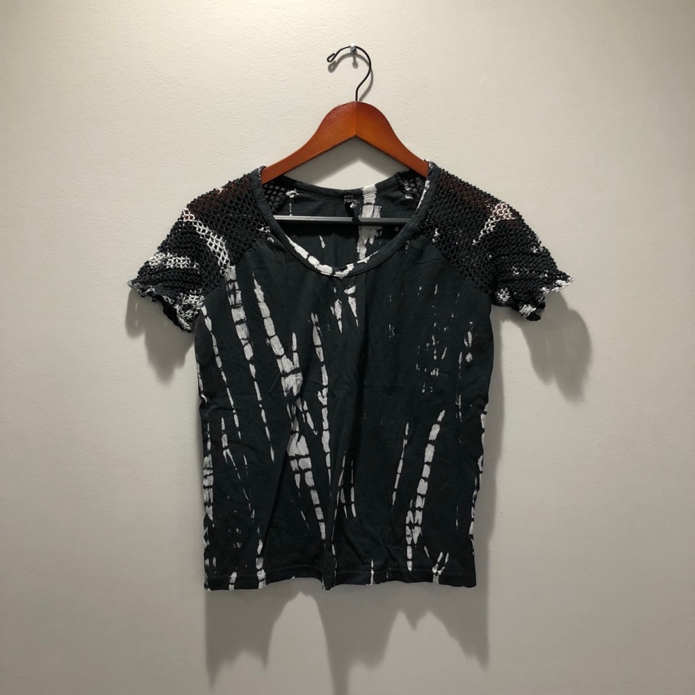 LF Emma & Sam black and gray with fishnet sleeve
